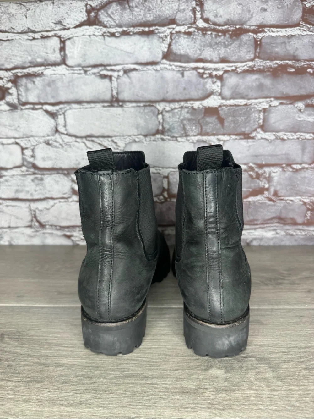 Thursday Chelsea Legends Black Matte Nubuck Leather Boots Women Sz 8M US/39EU
